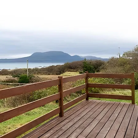 Nancy's Seaside Cottage, Ренвайл