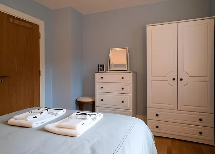 Апартаменты Nancy's Seaside Cottage,